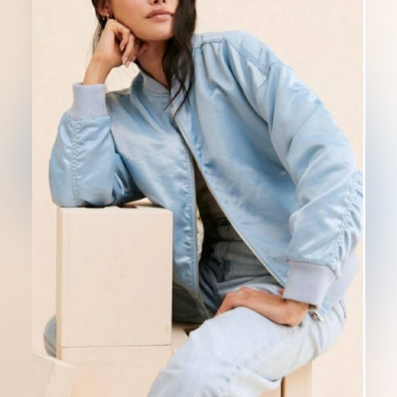 Urban Outfitters Floral Velvet & Satin Reversible “Cara” Bomber Puffer Jacket XS - Picture 16 of 16